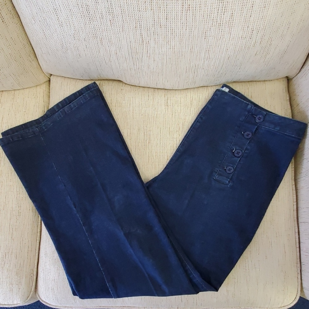 Unique Button Up Venezia Jeans